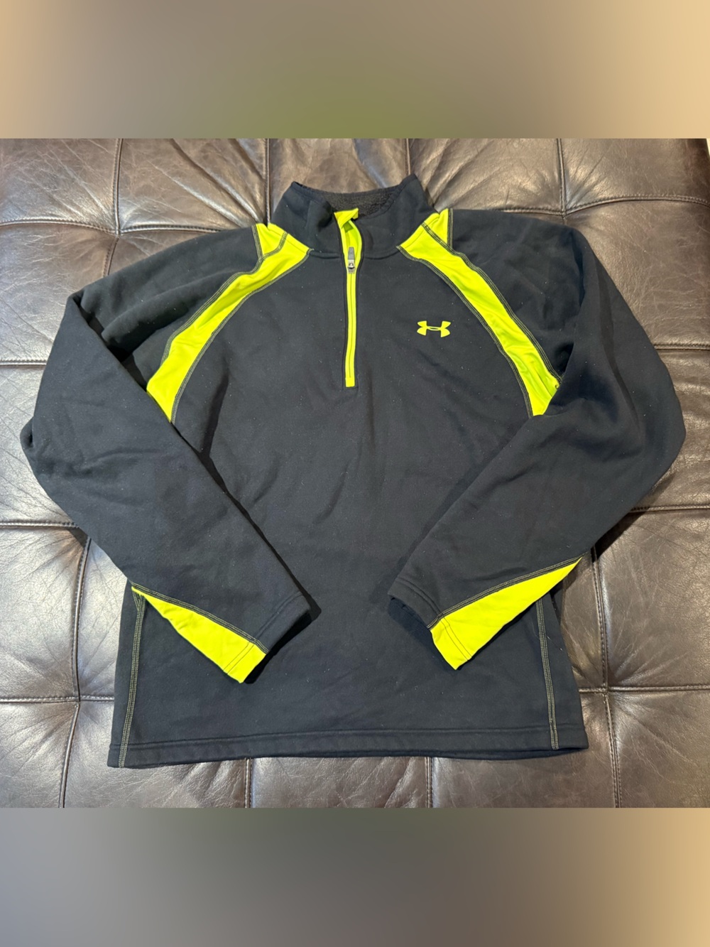 Under Armour Men’s Black and Neon Yellow Quarter-Zip Jacket size Large